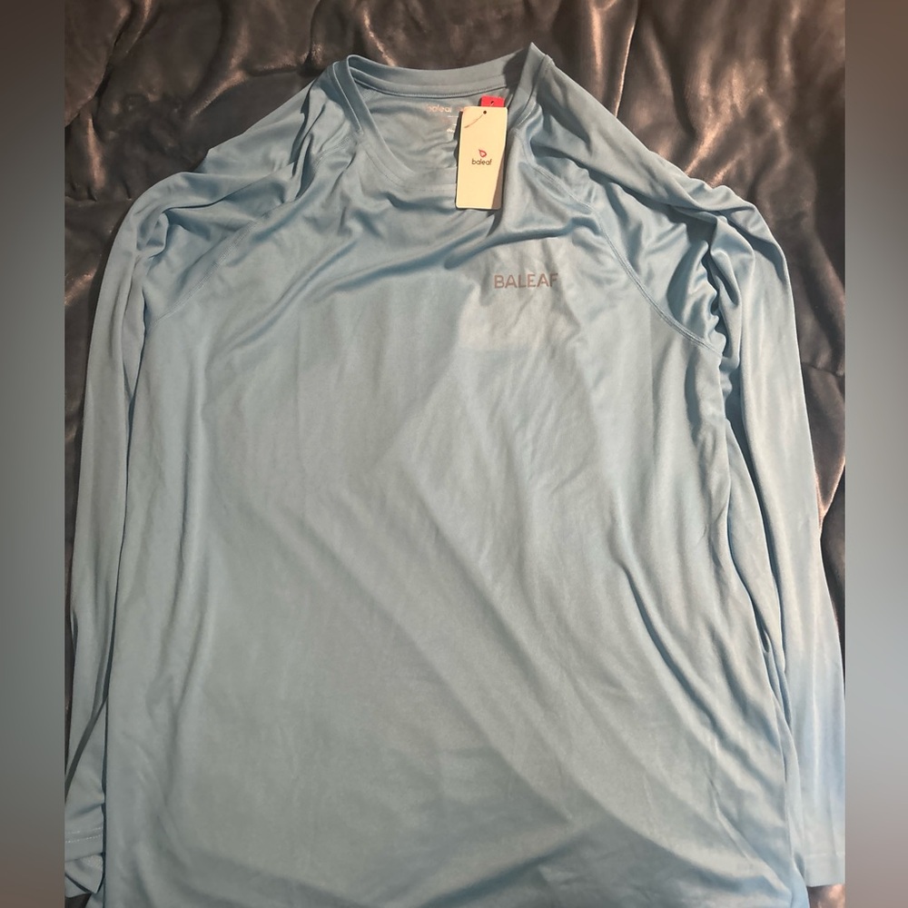 Baleaf spf 50 sun shirt brand new with tags XL